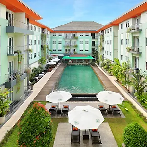 Harris & Residences Riverview Kuta, Bali Кута